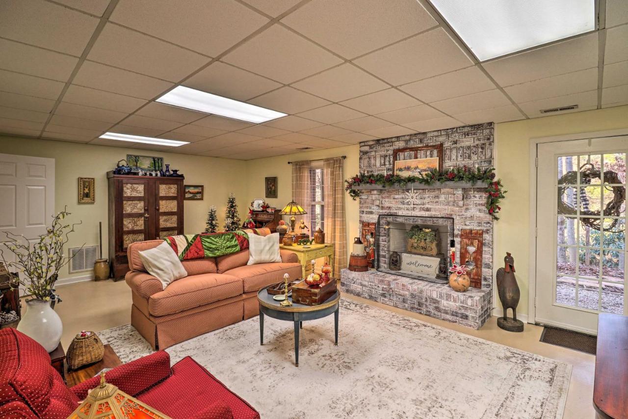 Private Hendersonville Hideaway With Fire Pit! Exterior photo
