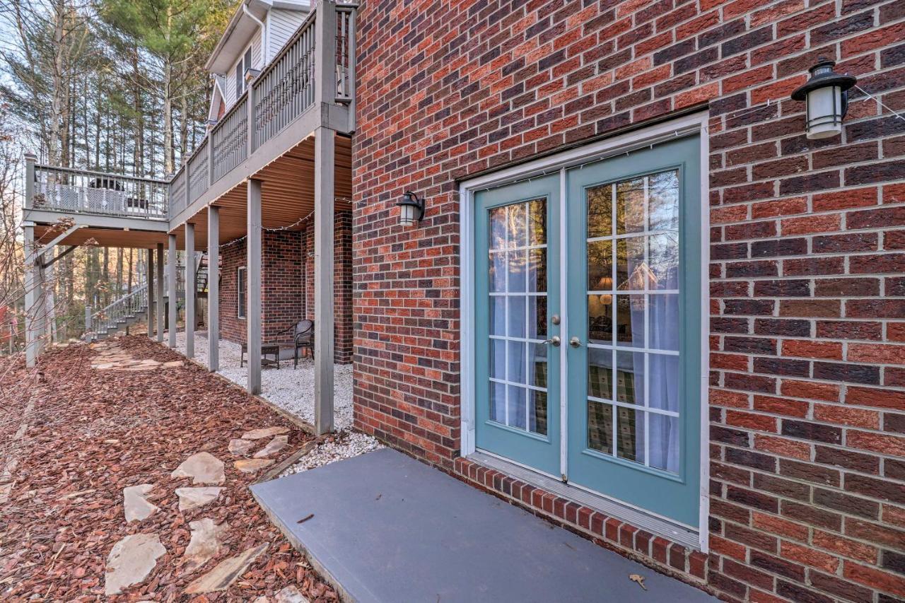 Private Hendersonville Hideaway With Fire Pit! Exterior photo