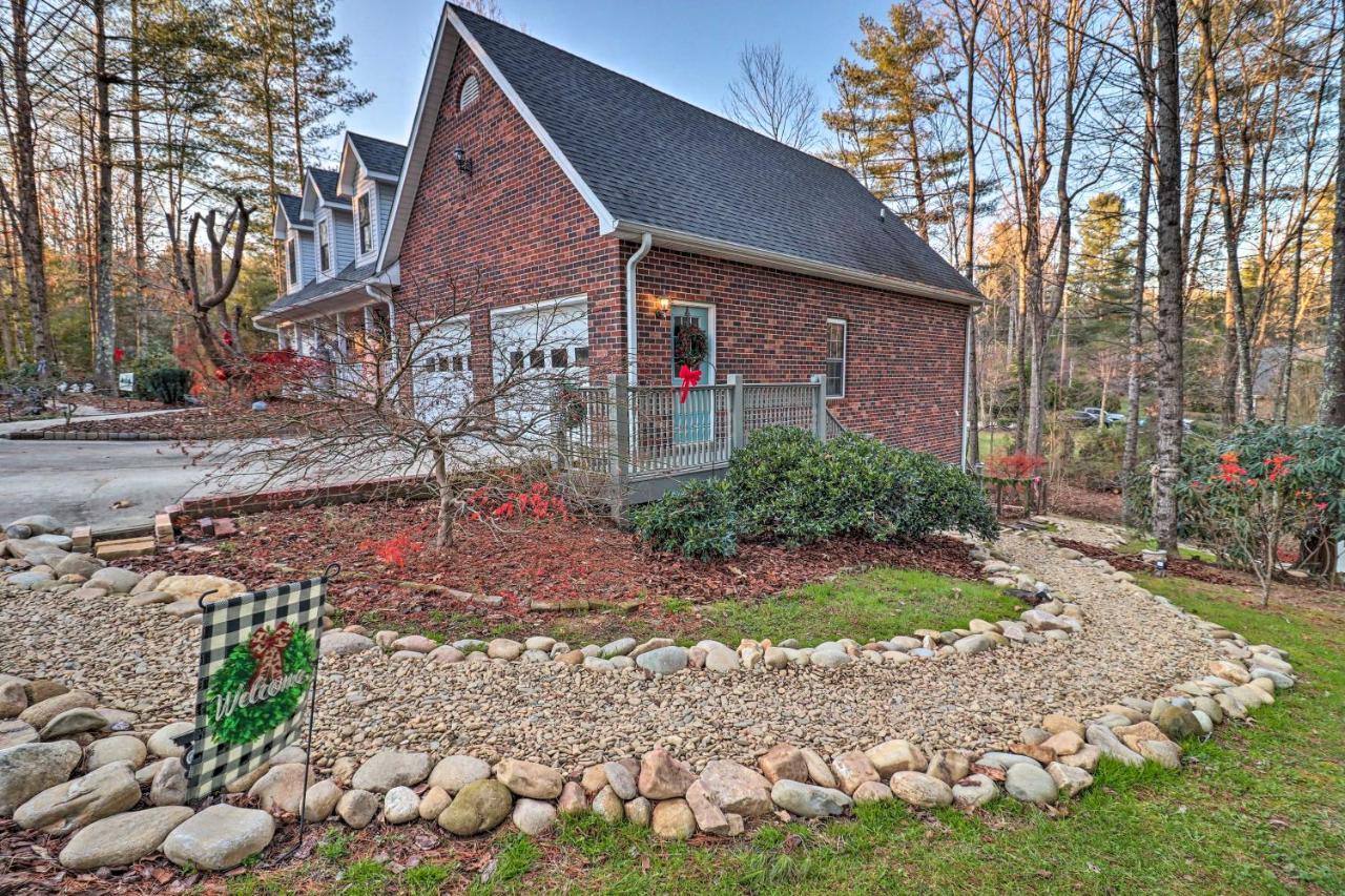 Private Hendersonville Hideaway With Fire Pit! Exterior photo